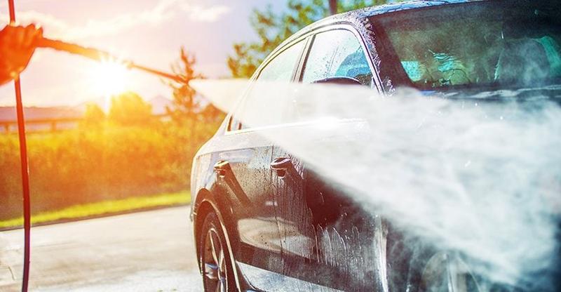 Błędy przy myciu samochodu