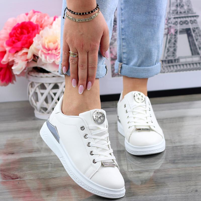 Pralka czy ręczne czyszczenie butów