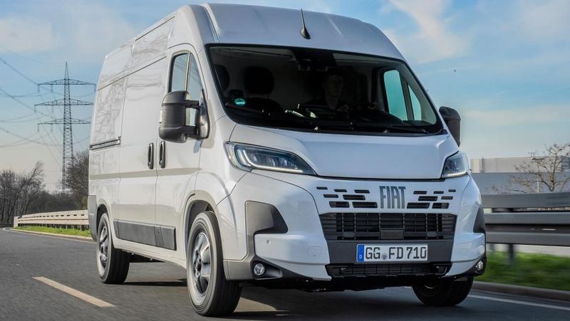 Demontaż koła zapasowego Fiat Ducato