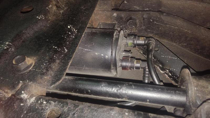 Serwisowanie filtra paliwa Mazda 3